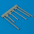 Wellington fuel outlet pipe - opened flaps - TRUMPETER 1:48