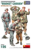 “MARKET GARDEN” NETHERLANDS 1944. RESIN HEADS