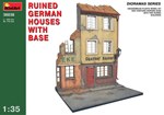 Ruined German Houses with Base 1:35