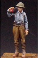 Soldier with 6inch shell on shoulder