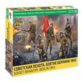 Zvezda 3718 Soviet Infantry Berlin 1945