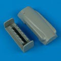 Spitfire Mk. XIV cowling and exhaust - round - ACADEMY
