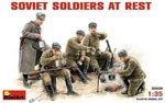 Soviet Soldiers at Rest 1/35